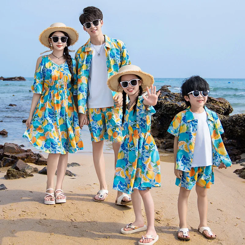 Vacation Area Couple Look Pare - Summer Clothing Looks recension och pris