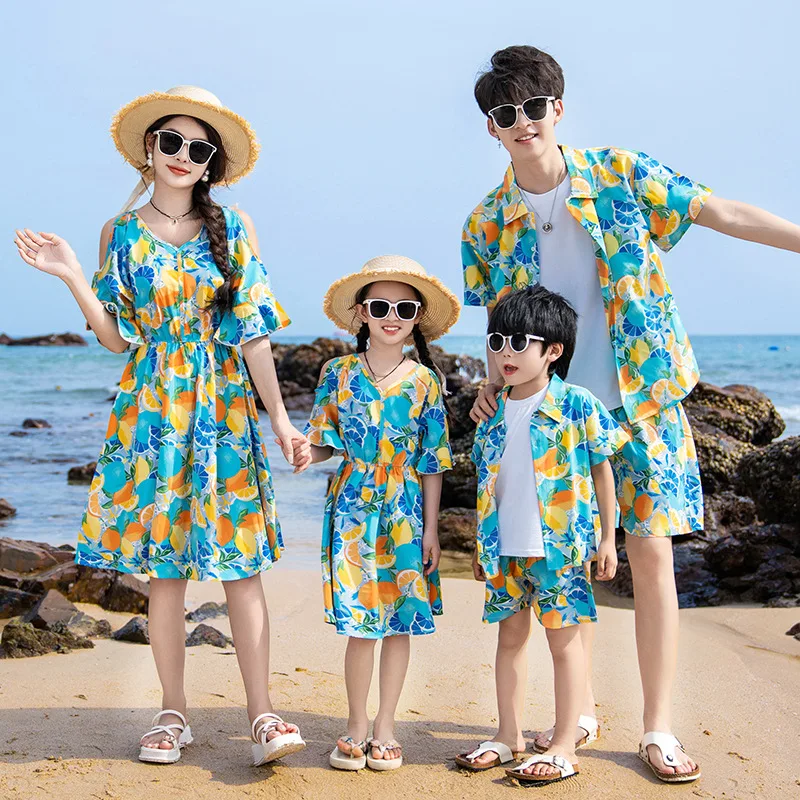 Vacation Area Couple Look Pare - Summer Clothing Looks recension och pris