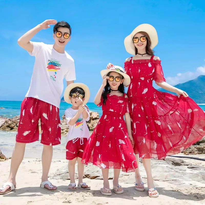 Holiday Vacation Look Family M - Summer Clothing Looks recension och pris
