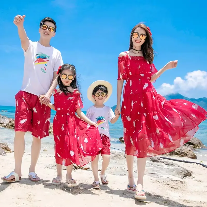 Holiday Vacation Look Family M - Summer Clothing Looks recension och pris