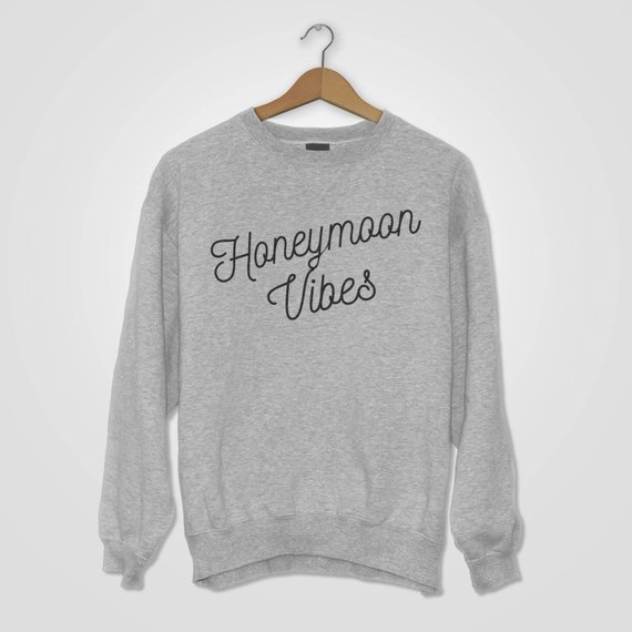 Sugarbaby Honeymoon Vibes Swea - Summer Jumper Clothing recension och pris
