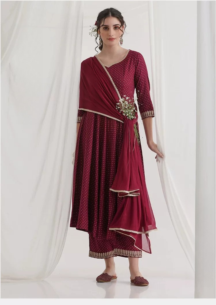 Women Maroon Ethnic Kurta Set  - Summer Clothing Pakistan recension och pris
